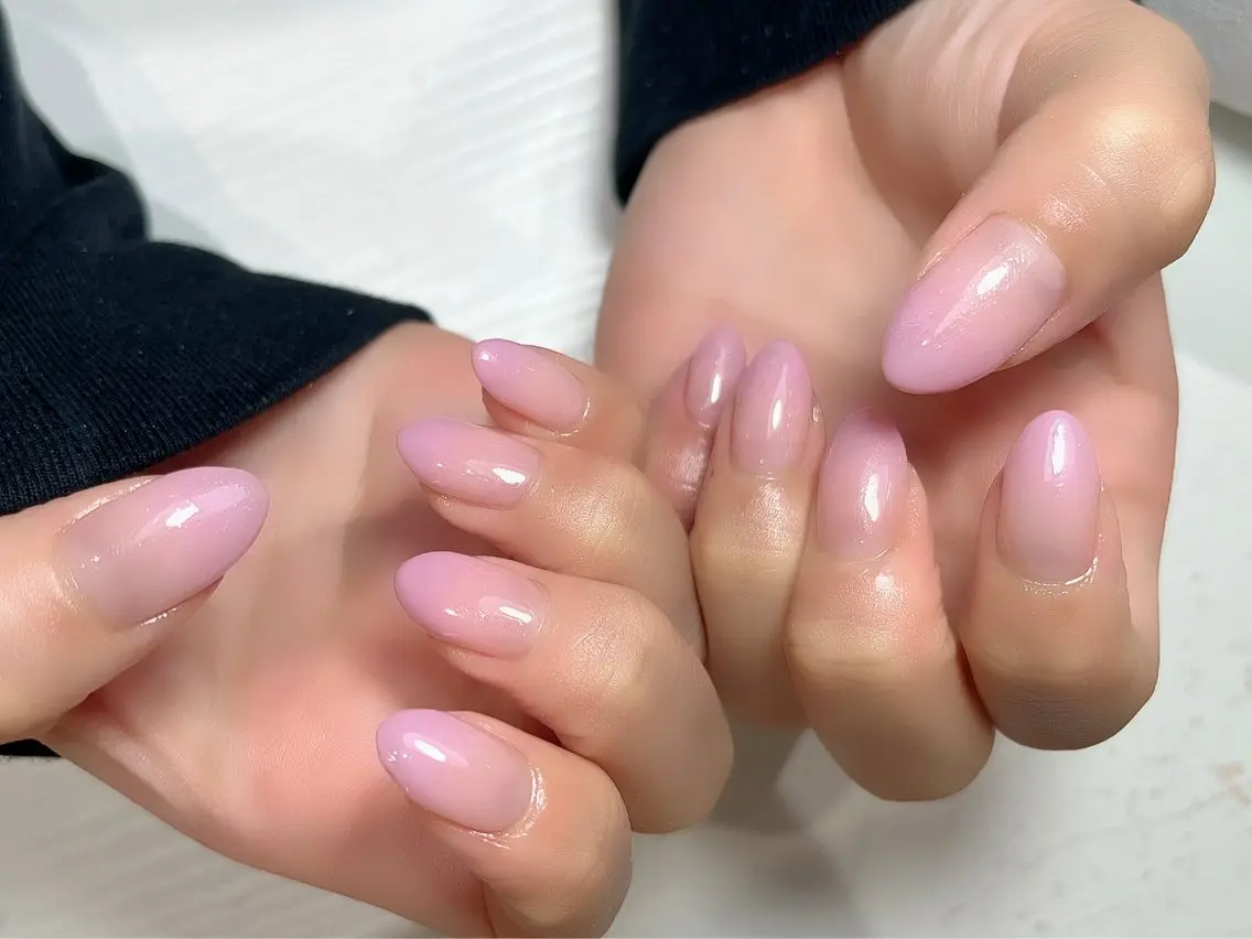 ネイル グラデーション WHITE NAIL 大島のネイルデザイン
