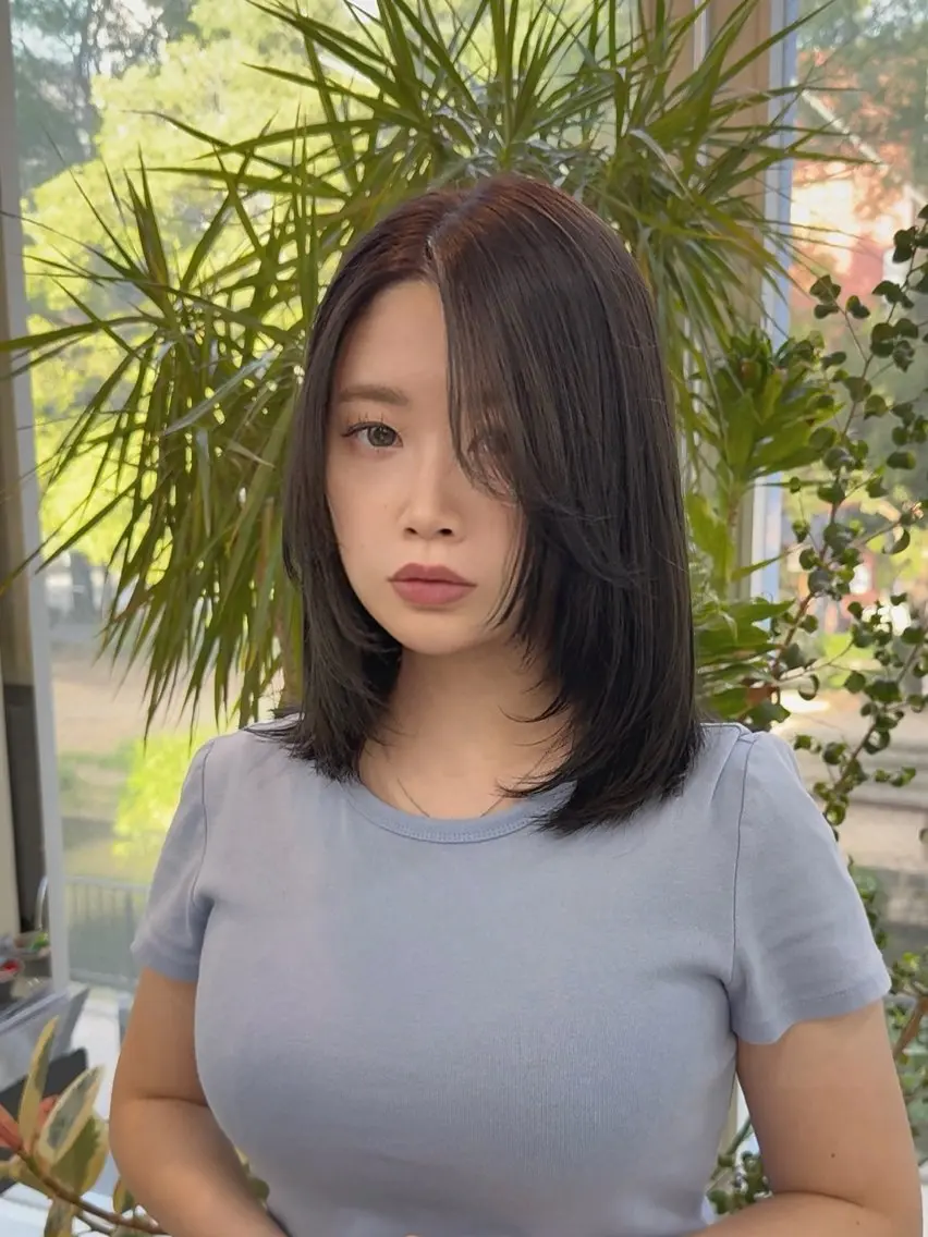ミディアム 顔まわりレイヤー 顔周りカット レイヤーカット 似合わせレイヤー/ TSUKASAのヘアスタイル