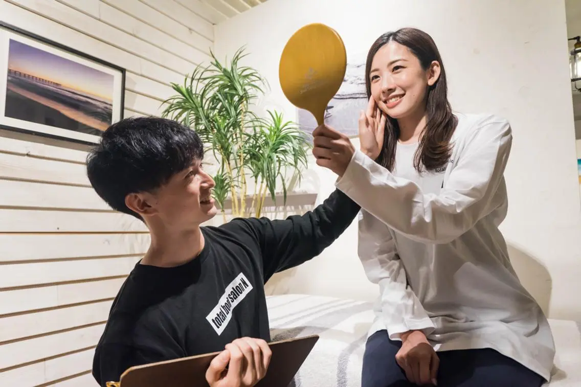 小顔矯正/姿勢矯正 美容整体師 野口杏太のエステ・リラクイメージ
