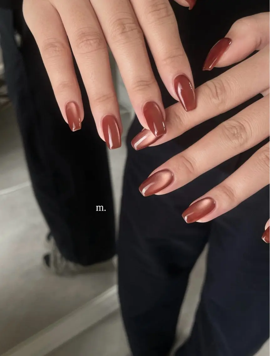ネイル オーロラネイル マグネットネイル ミラーネイル ニュアンスネイル フットネイル m.nail salonのネイルデザイン
