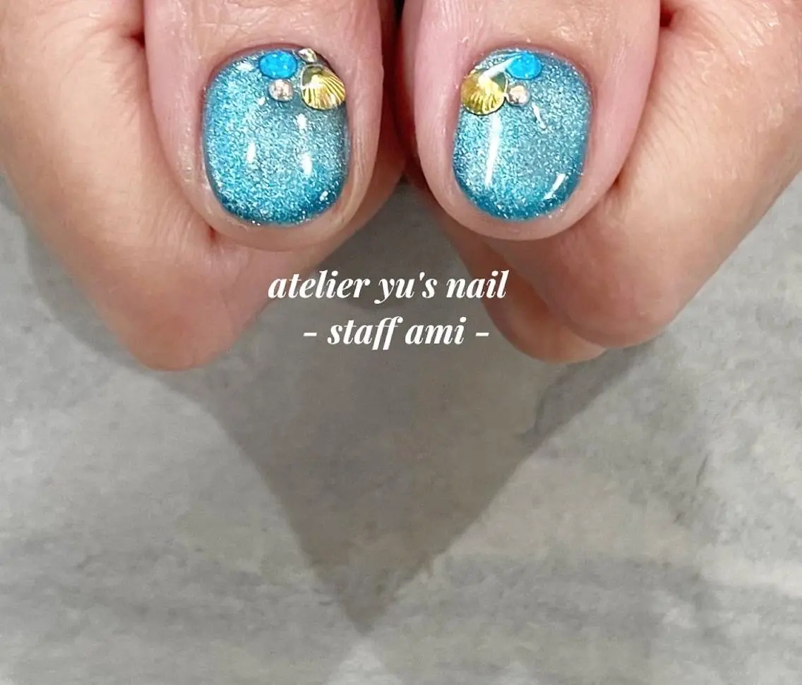 ネイル ブルー マグネットネイル 夏ネイル ハンドネイル ハンドケア atelier yu's nailのネイルデザイン