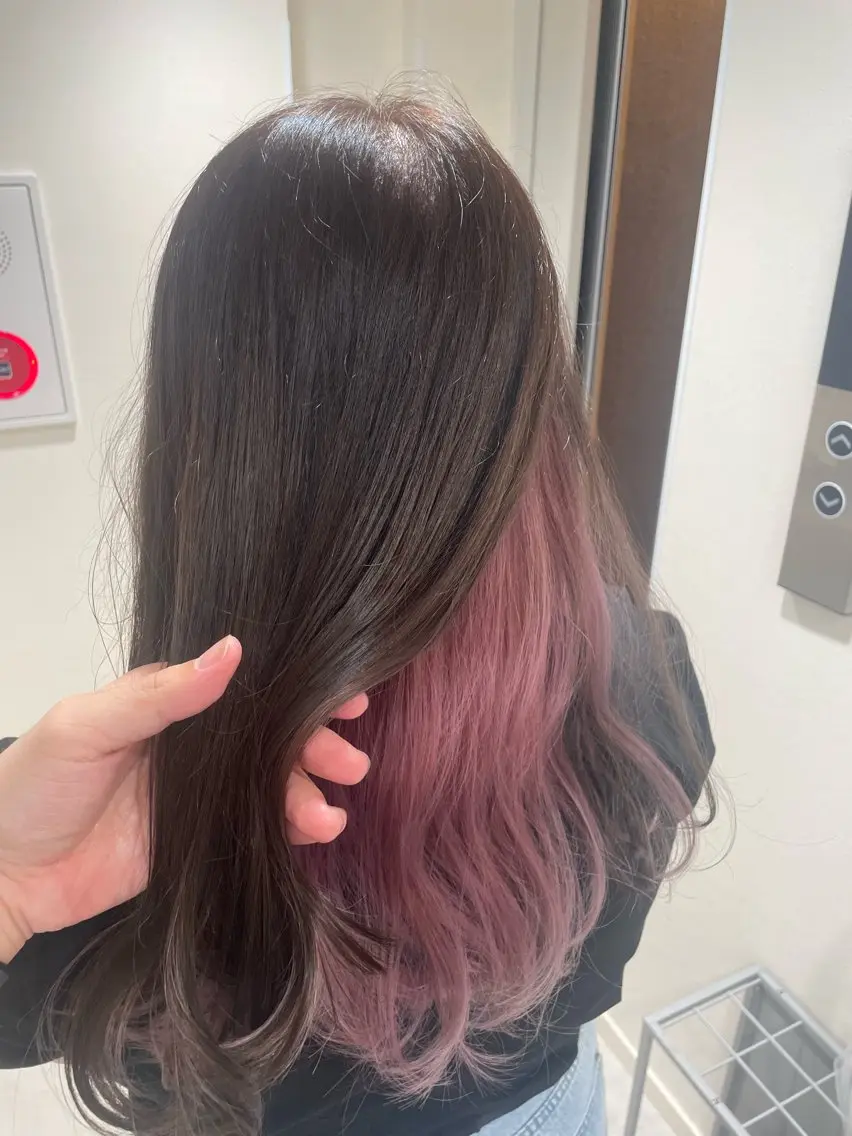 ロング カラー ヘアカラー NaVIユウジ 透明感カラーのヘアスタイル