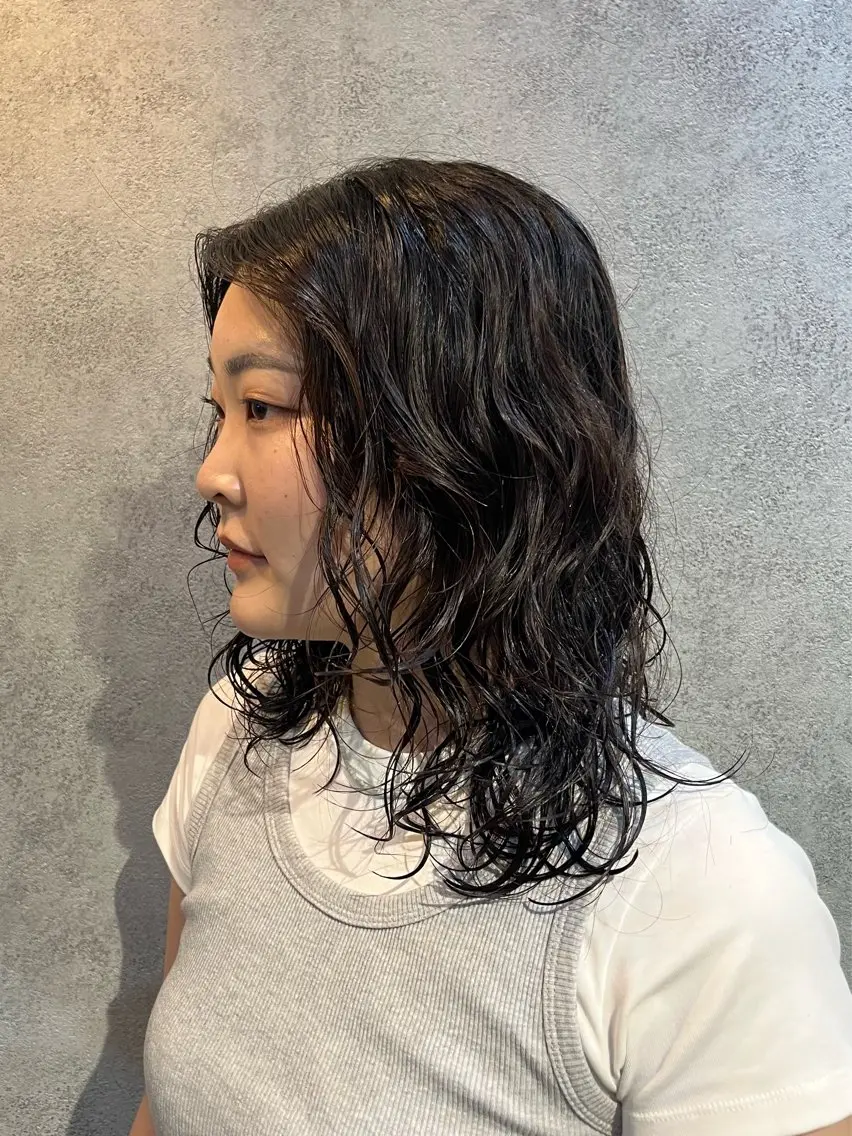 ミディアム パーマ 暖色カラー/パラッと Bob/モエのヘアスタイル