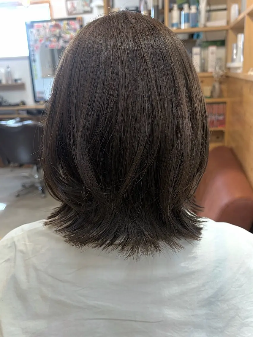 ミディアム カラー ミディアムレイヤー ブラウンカラー 透明感カラー レイヤーカット カット ヘアカラー トリートメント cana 札幌レイヤースタイルのヘアスタイル