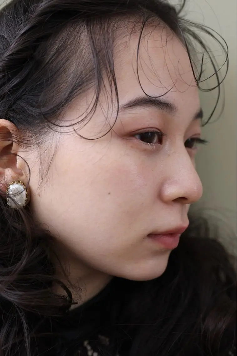 ロング 加藤 瑠彩のヘアスタイル