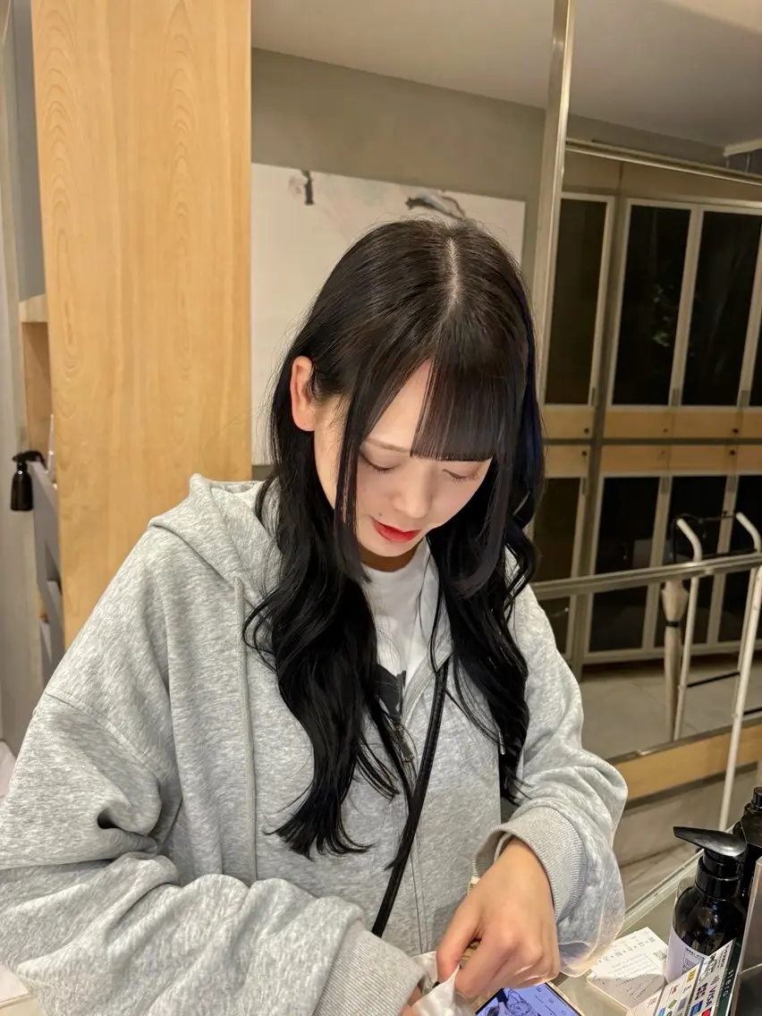 ロング カラー ヘアアレンジ ヘアカラー トリートメント ヘッドスパ ヘアセット 艶髪/レイヤーカット 🐣misakiのヘアスタイル