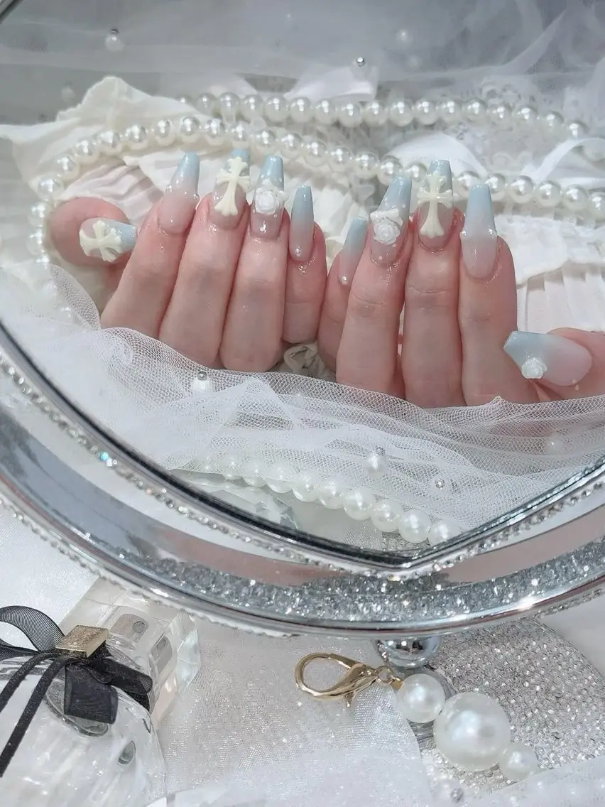 ネイル ハンドネイル ハンドケア Nihonthy Nail 新宿のネイルデザイン