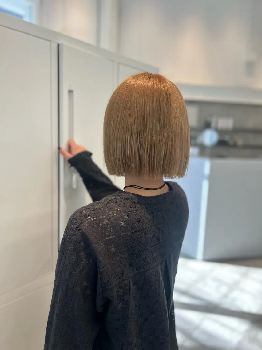ショート カラー ブリーチ enif るいのヘアスタイル