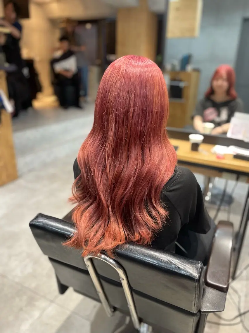 ロング ヘアカラー オガワ カエデ🦋のヘアスタイル