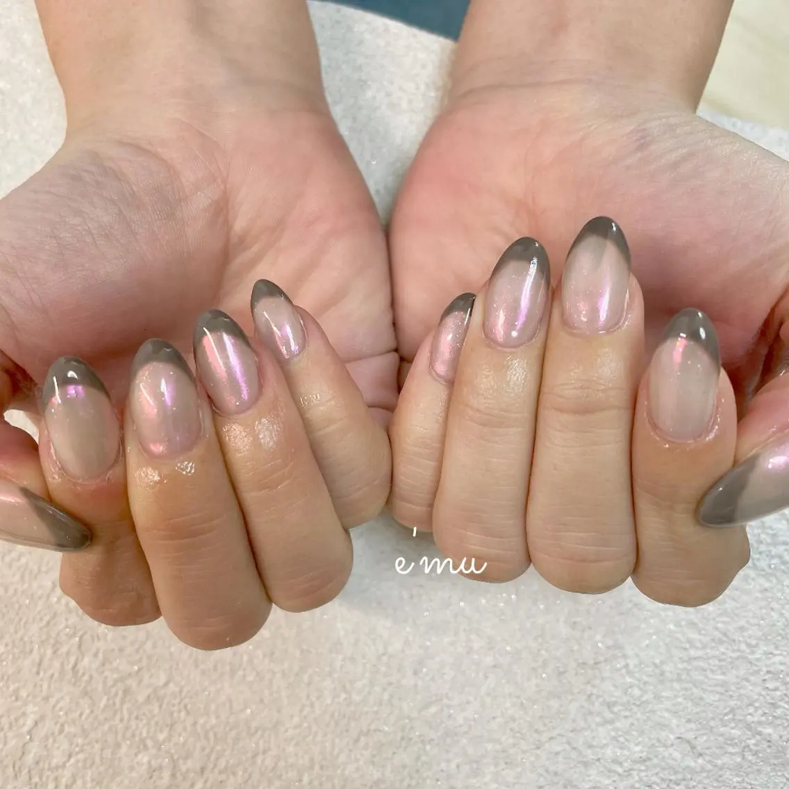 ネイル オーロラネイル フレンチネイル nail salon e'mu💐のネイルデザイン