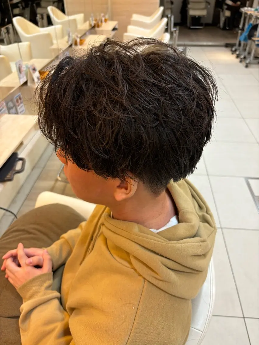 ショート カラー パーマ ヘアアレンジ メンズ キッズ センターパート 波巻きパーマ 🫧Selene SHOGO🫧のヘアスタイル