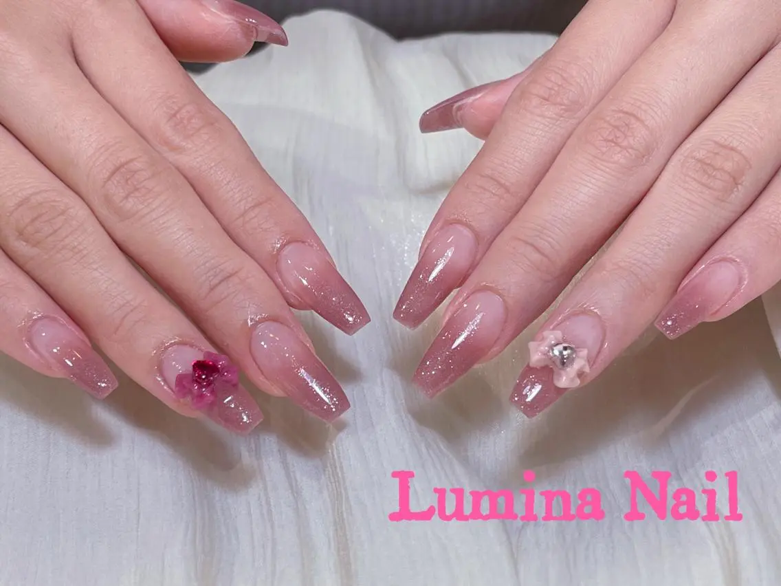 ネイル ハンドネイル ハンドケア LUMINA NAYAのネイルデザイン