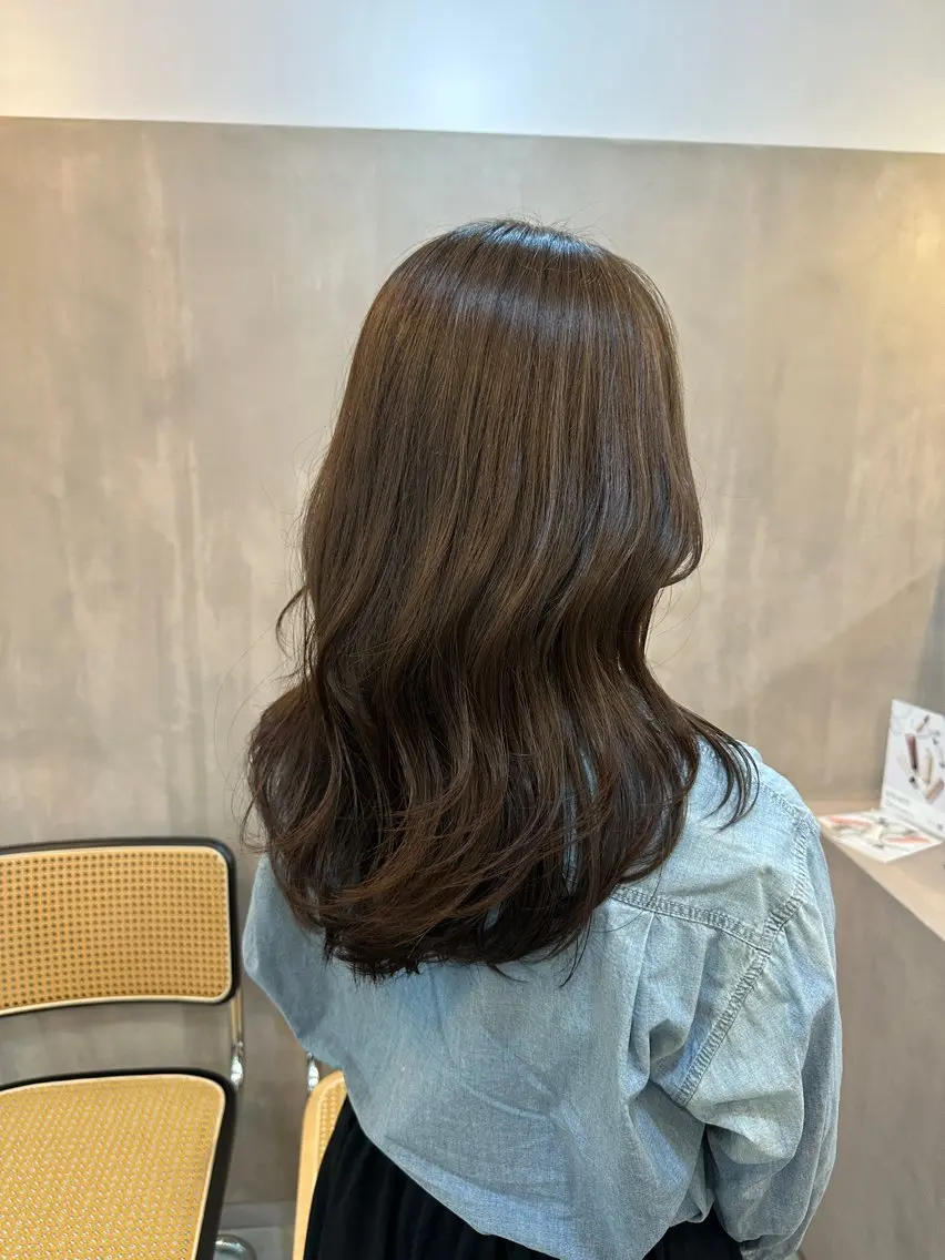 カラー オリーブカラー カット ヘアカラー トリートメント 艶髪/ブリーチなし Wカラー🌺yuiのヘアスタイル