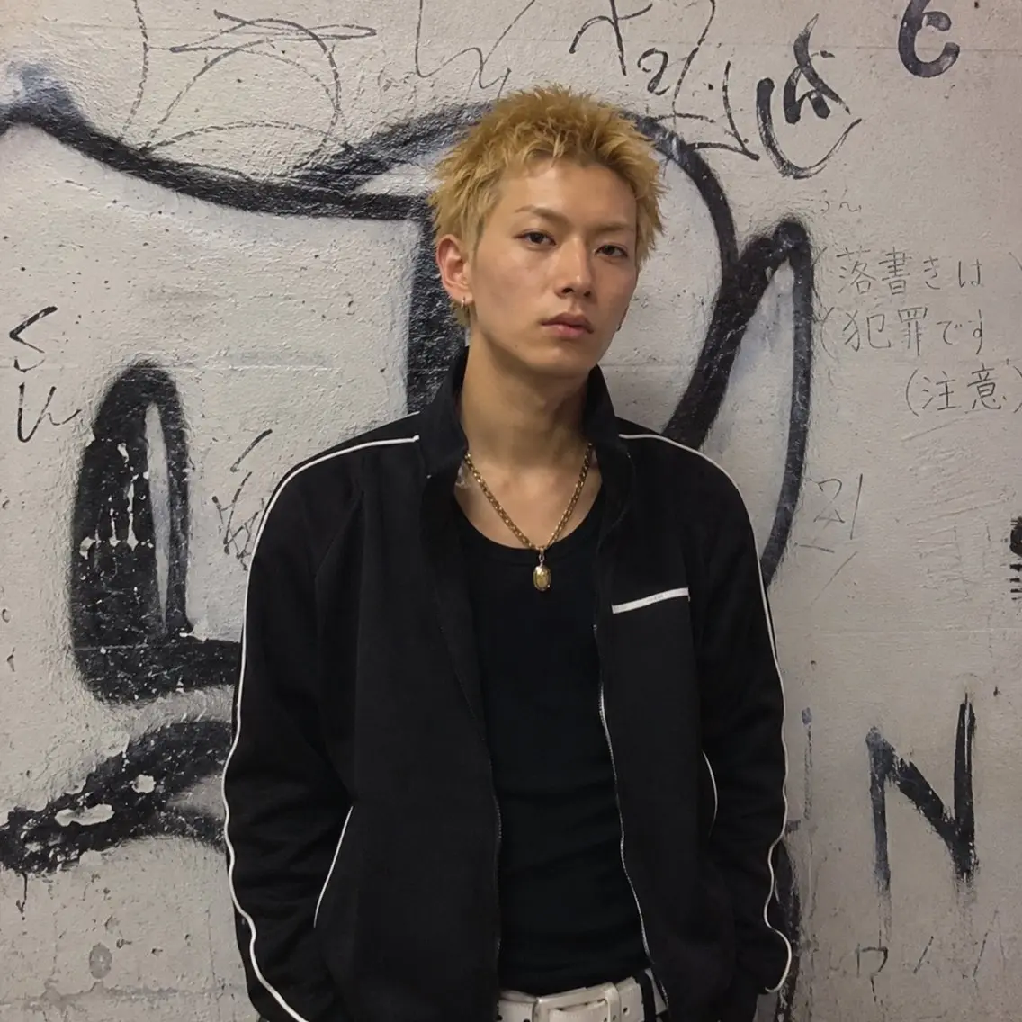 カラー メンズ メンズハイトーン ハイトーンカラー ヘアカラー iZa/心斎橋 TETE/カラーのヘアスタイル