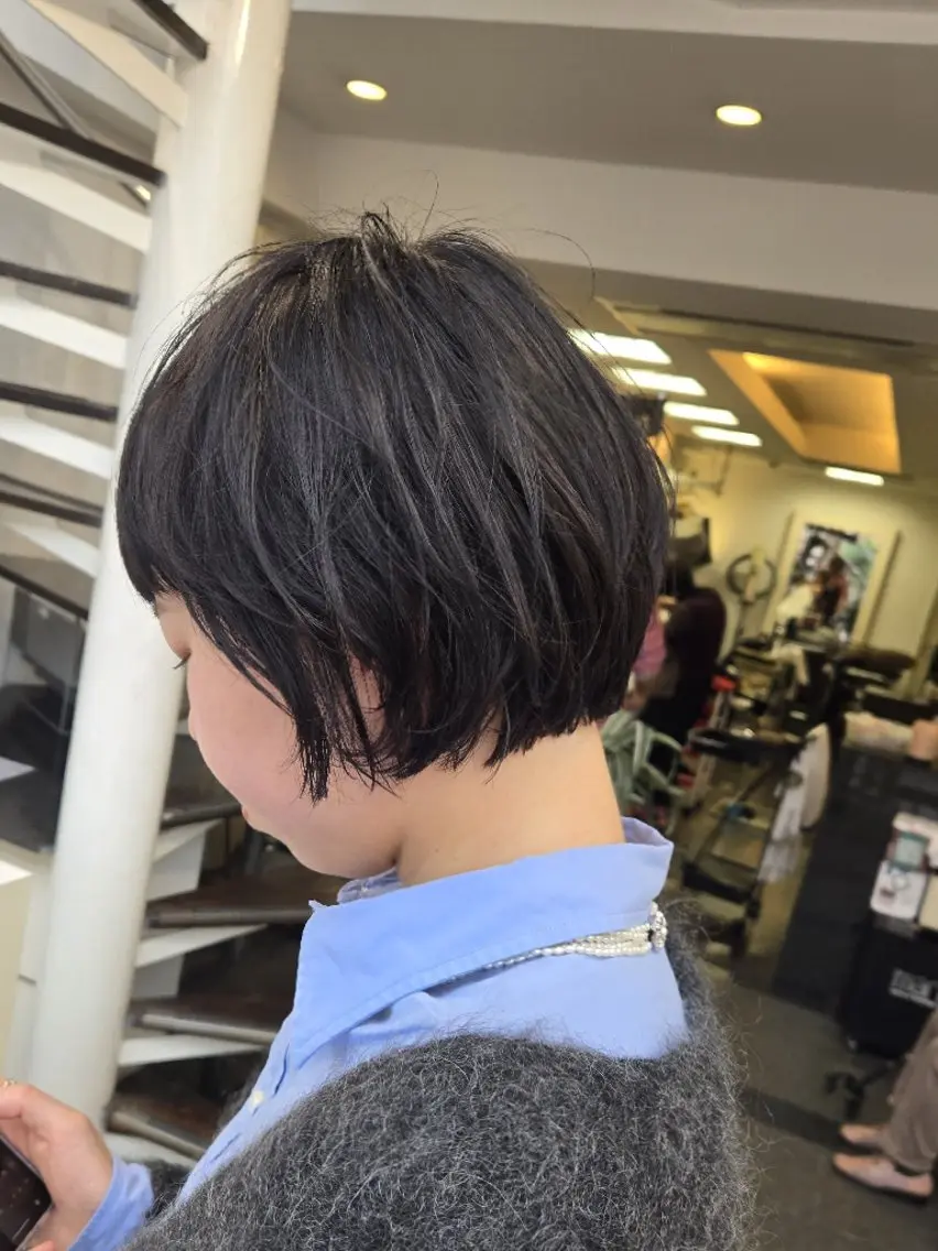 ショート ボブ カット トリートメント 遠藤 史秋のヘアスタイル