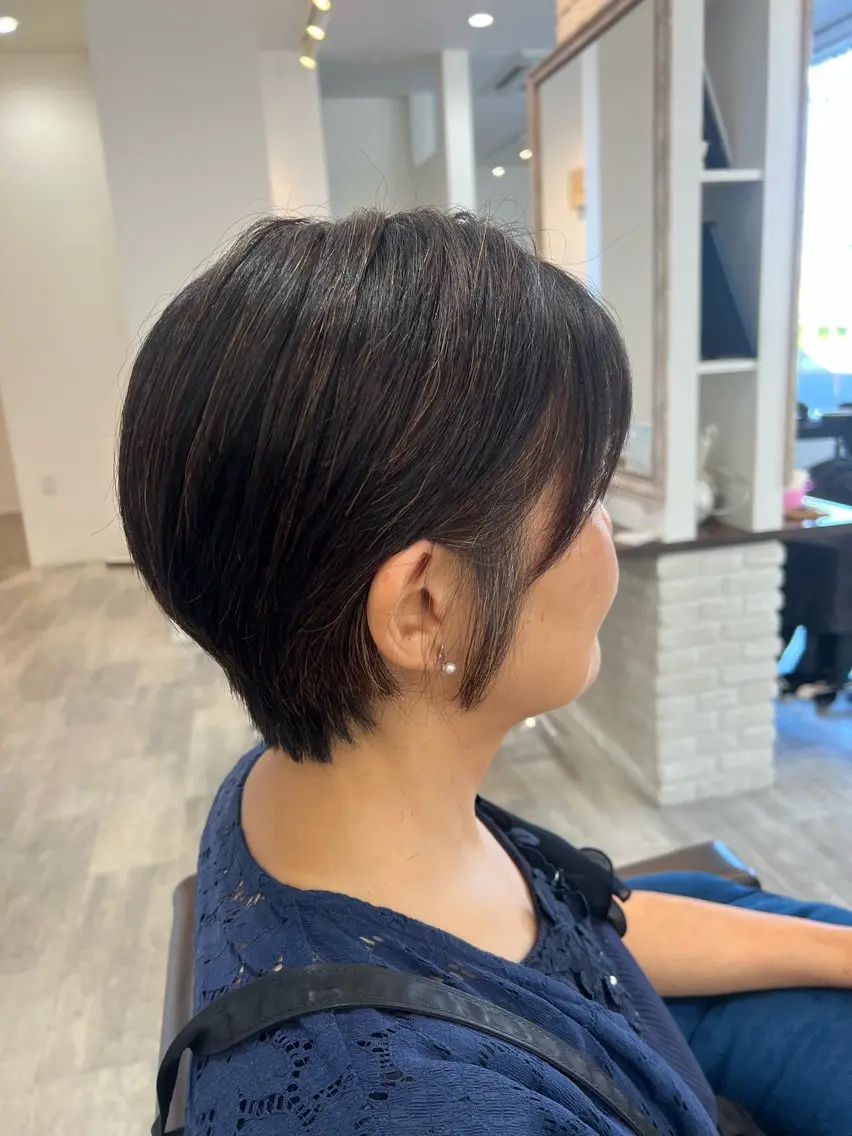 ショート 顔周りカット ショートヘア 白田 妃美希のヘアスタイル