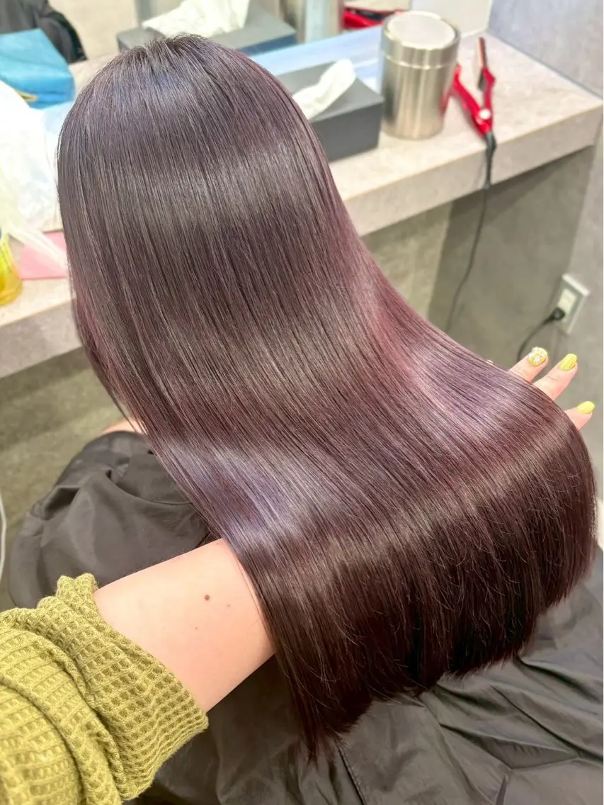 カラー 伊藤 陽菜のヘアスタイル