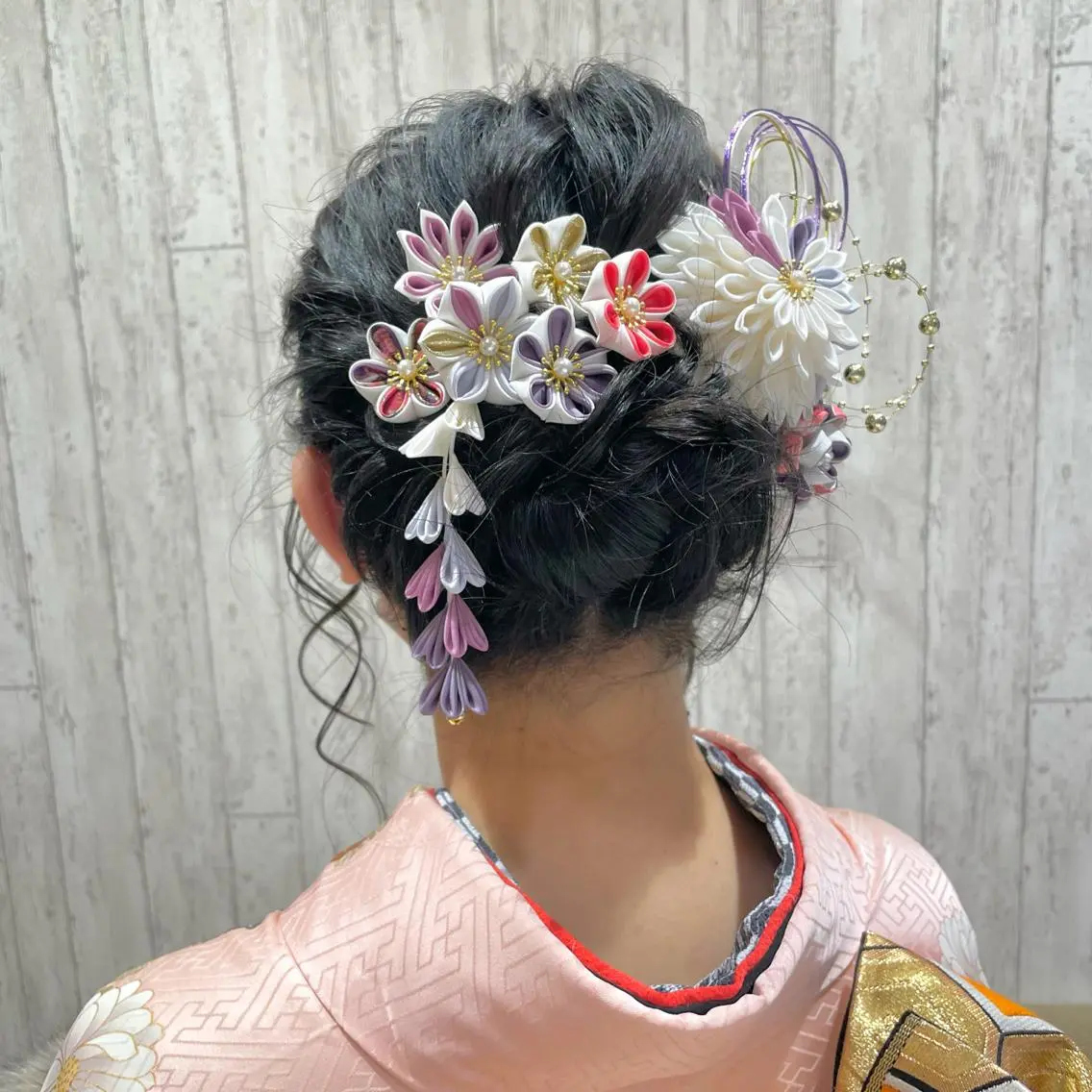 セミロング ヘアアレンジ 成人式 着物ヘア 髪飾り 古沢 みづきのヘアスタイル