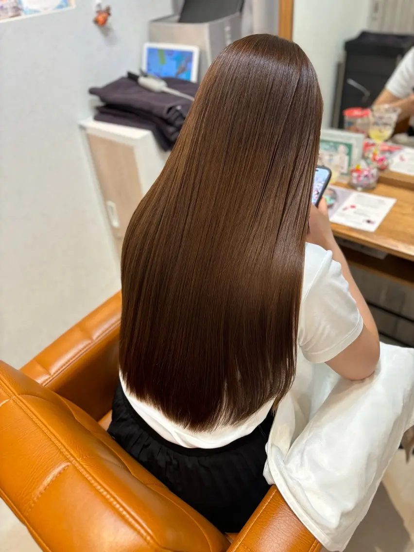 ロング 縮毛矯正 トリートメント 【完全個室】髪質改善 暖色カラー/山崎唯奈のヘアスタイル