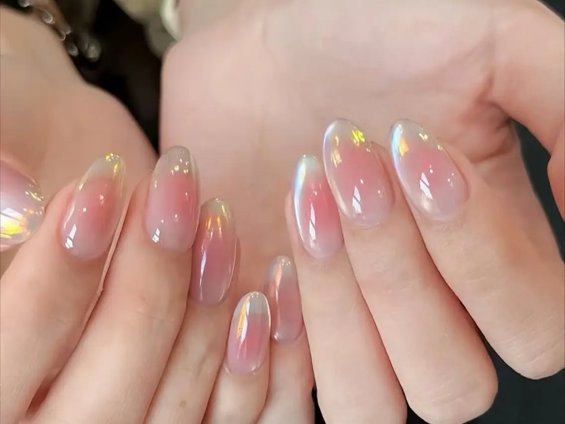 ネイル オーロラネイル 長さ出し フレンチネイル ジェルネイル ガラスフレンチ ハンドネイル Rela・S NAILのネイルデザイン