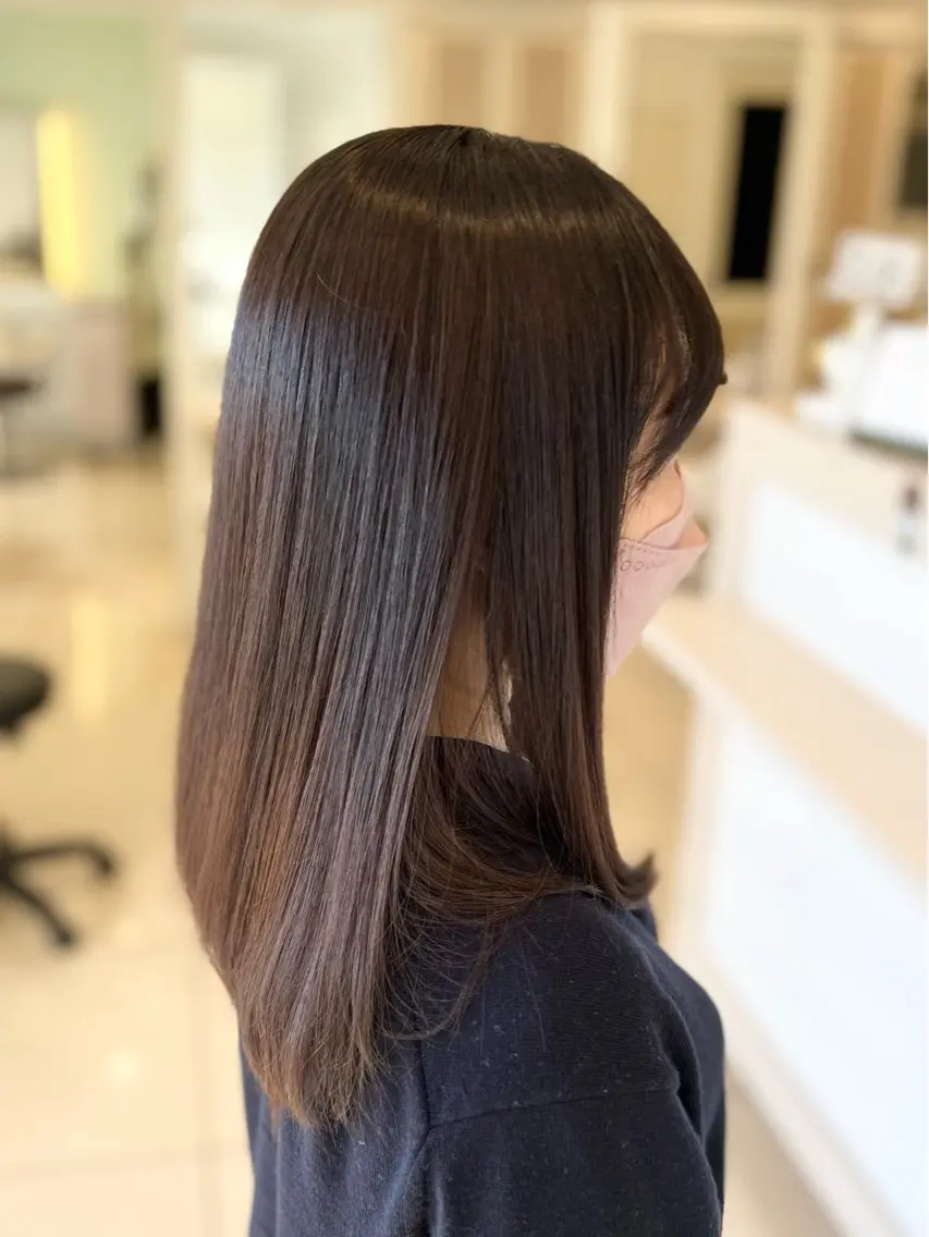 セミロング カット 縮毛矯正 金子 直樹のヘアスタイル