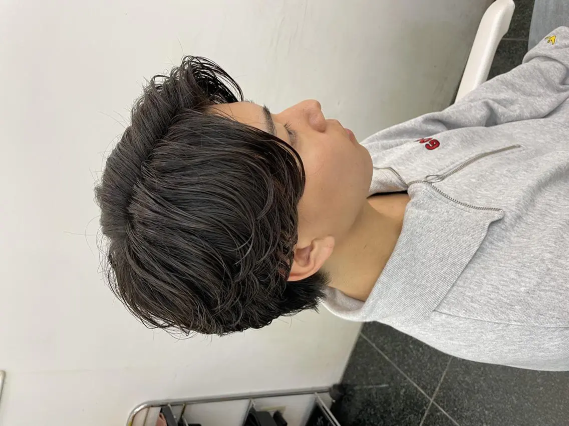 ショート パーマ メンズ カット パーマ 💇🏻‍♂️パーマ ニキ✨本田龍斗のヘアスタイル