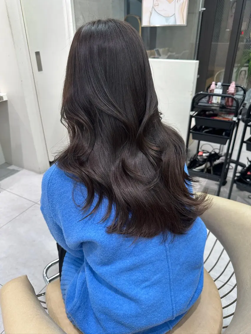 セミロング カラー ヘアカラー トリートメント 《髪質改善✖️オリー ブ🧸》小嶋拓也のヘアスタイル