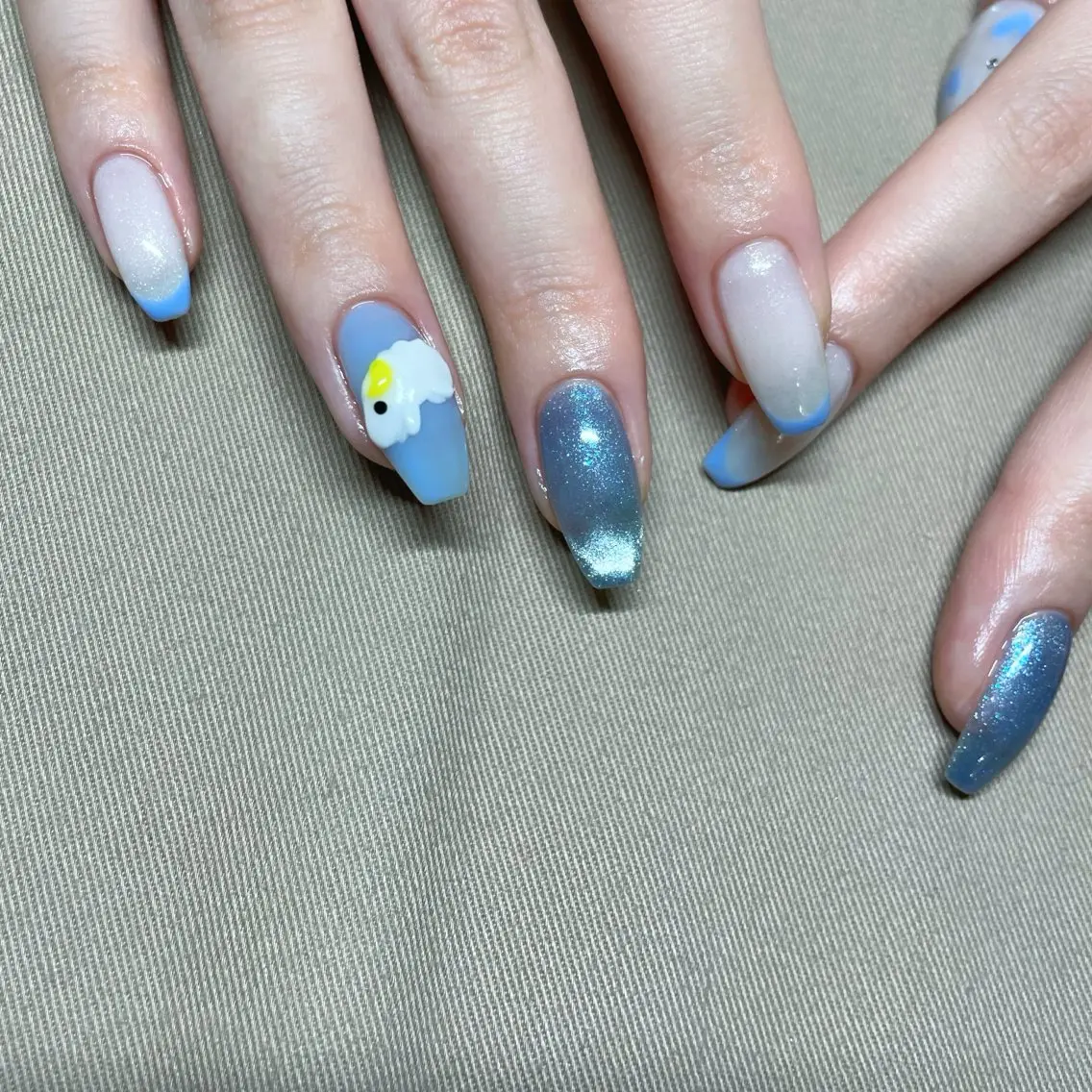 ネイル フレンチネイル マグネットネイル nail 6.のネイルデザイン