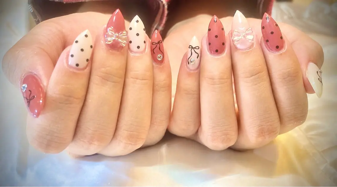 ネイル ハンドネイル Rafinesse Nail salonのネイルデザイン