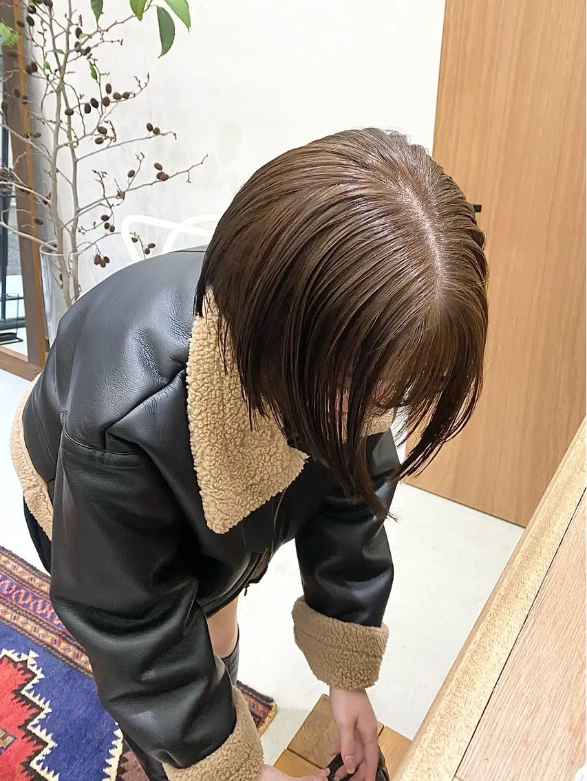ミディアム カラー ヘアアレンジ ブリーチ ダブルカラー グレージュ ブリーチなしカラー ボブ カット ヘアカラー トリートメント ハル🌸柔色/ ブリーチなし/艶髪のヘアスタイル