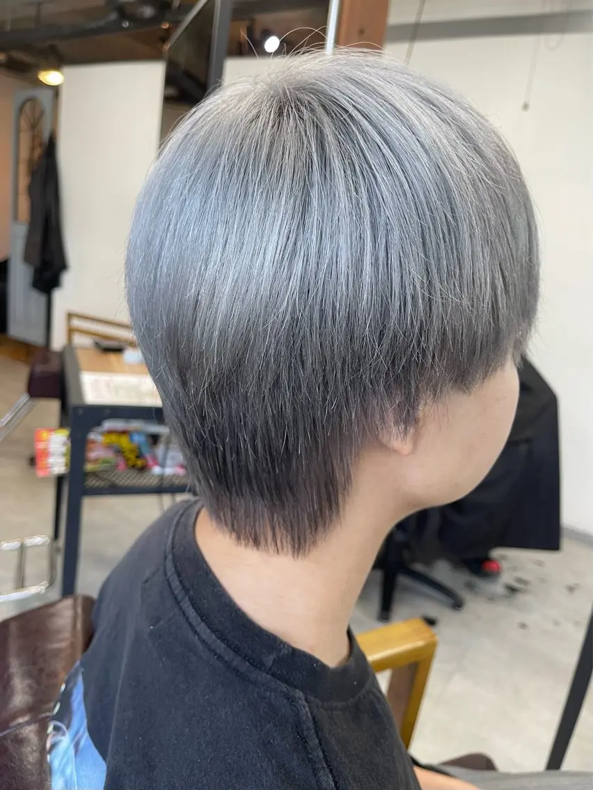 カラー メンズ カット ヘアカラー トリートメント シノザキ キナのヘアスタイル