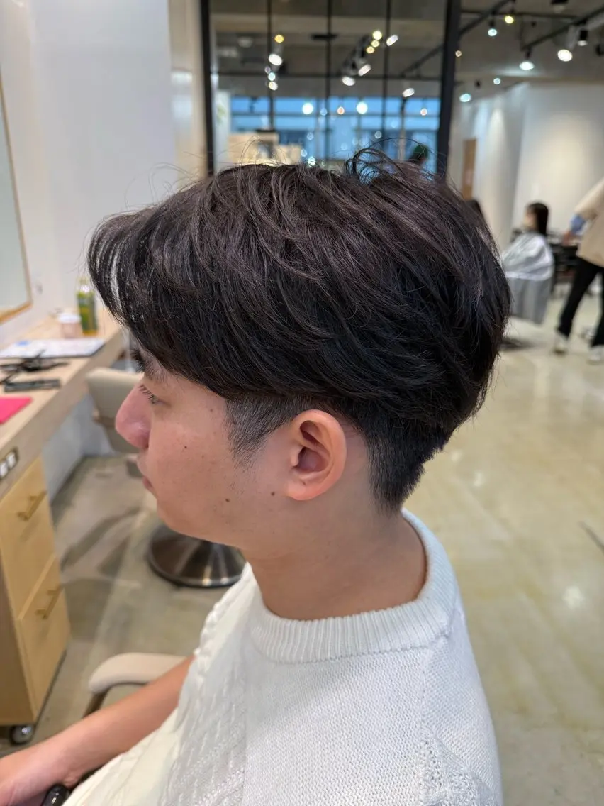 メンズ センターパート カット ❄️高野 杏介❄️ツヤ髪得意！のヘアスタイル