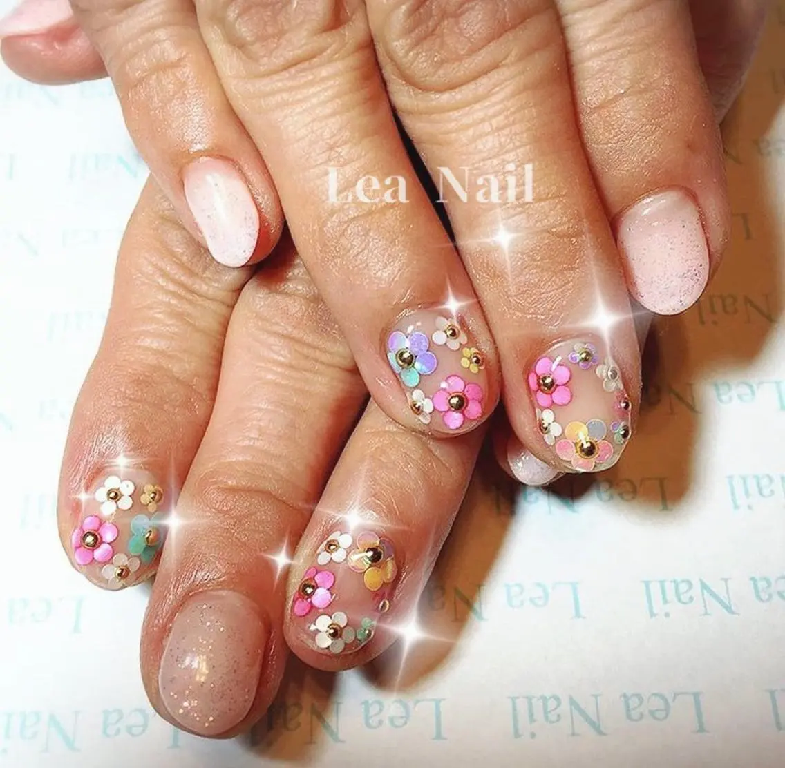 ネイル フラワーネイル Lea Nailのネイルデザイン