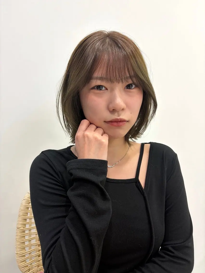 ショート カラー ブラウンカラー 透明感カラー レイヤーカット カット ヘアカラー トリートメント cana 札幌レイヤースタイルのヘアスタイル