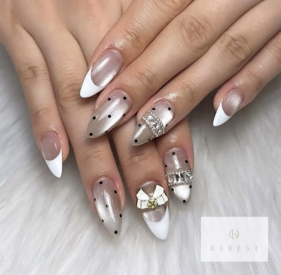 ネイル ❤️💛REBEST 京橋　nailのネイルデザイン