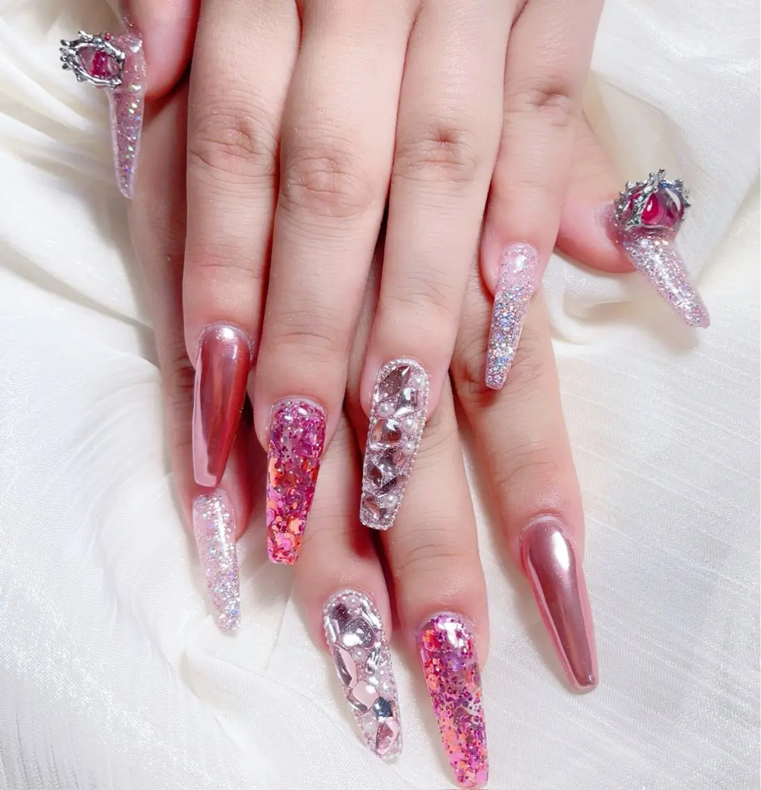 ネイル ハンドネイル 🎀M nails✨ ビューティーのネイルデザイン