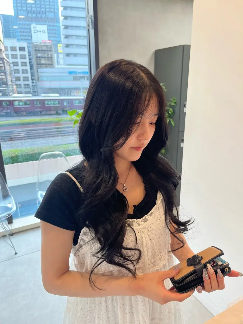 ロング Maya /カラーモデルのヘアスタイル