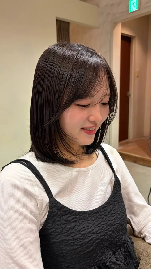 ミディアム カラー アッシュ ラベンダーカラー ラベンダーアッシュ 竹本りんか/梅田/ 新大阪/天王寺のヘアスタイル