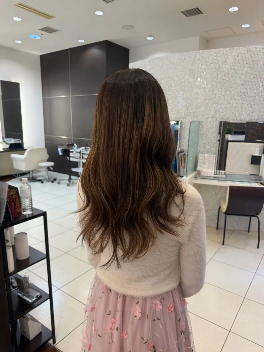ロング visage ももかのヘアスタイル
