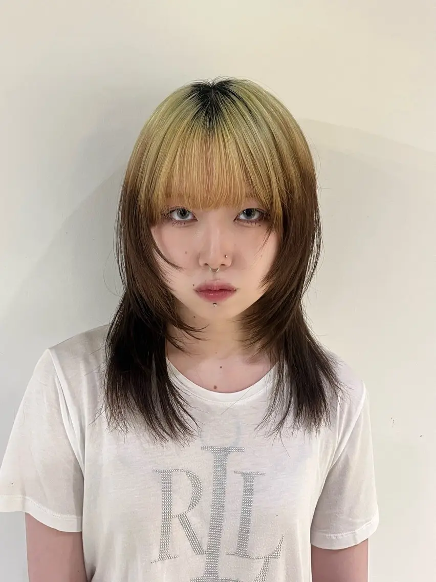 ミディアム カラー ウルフカット カット ヘアカラー トリートメント 池袋/ウルフ /AMATOKYOのヘアスタイル