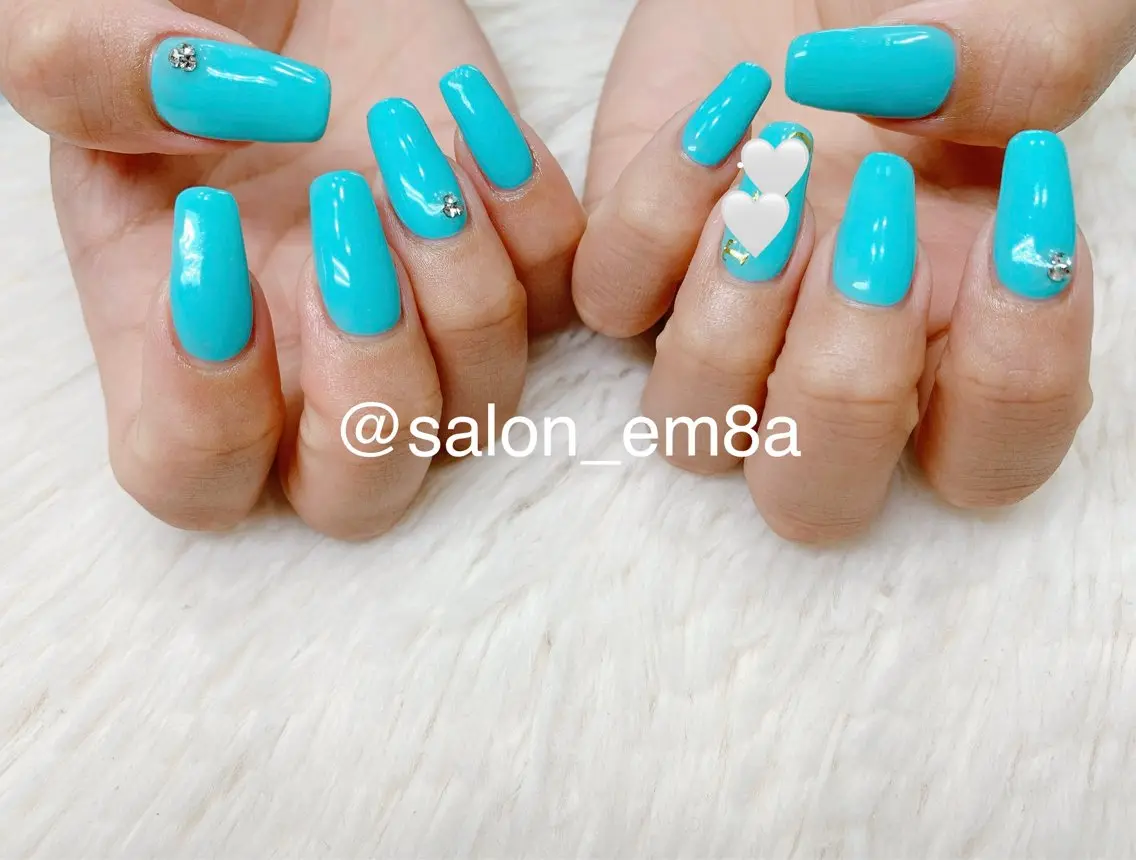 ネイル ジェルネイル 持ち込み salon EM&A emiのネイルデザイン
