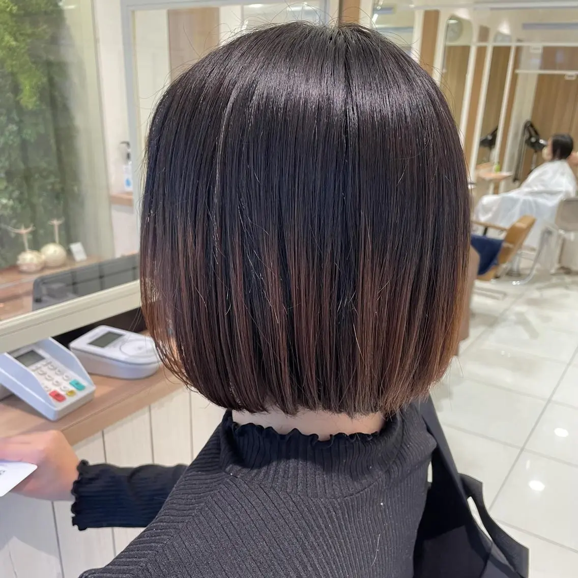 ボブカット+シャンプーの写真