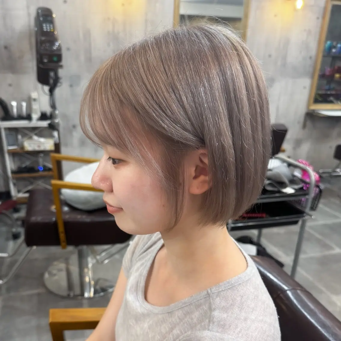 【女性限定】カット〈シャンプー込み〉の写真