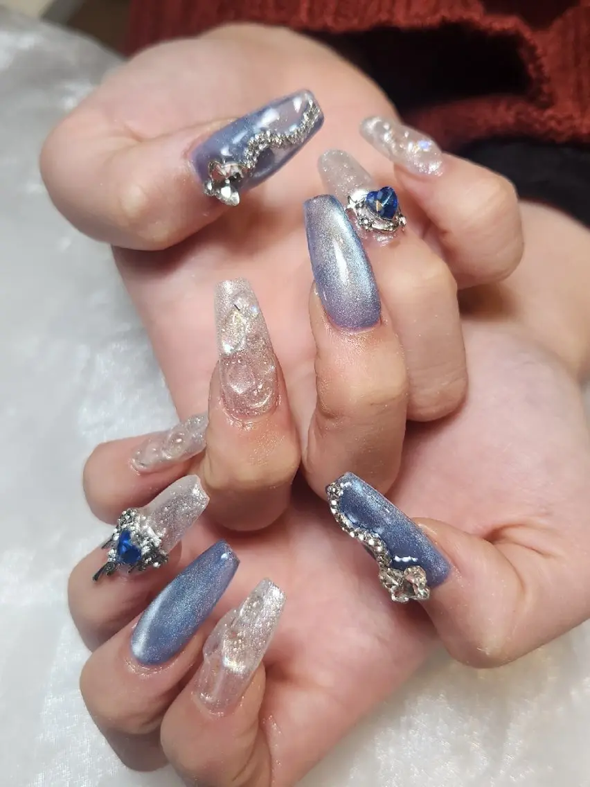 ネイル ブルー ハート キラキラネイル マグネットネイル 冬ネイル Nailroom3 古屋のネイルデザイン