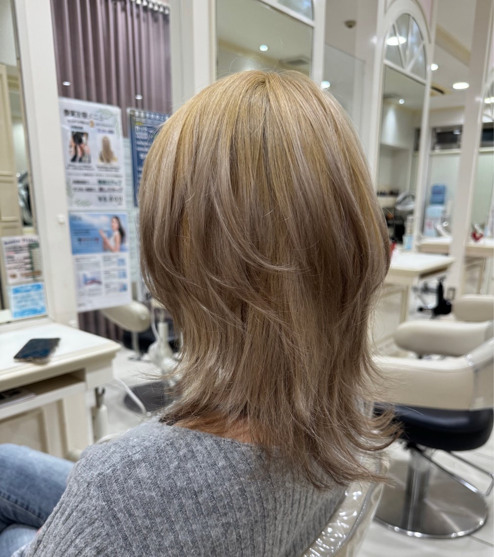 【ミニモ限定×期間限定‼️】カット×ダブルカラー×トリートメント×ヘアケア商品付きの写真