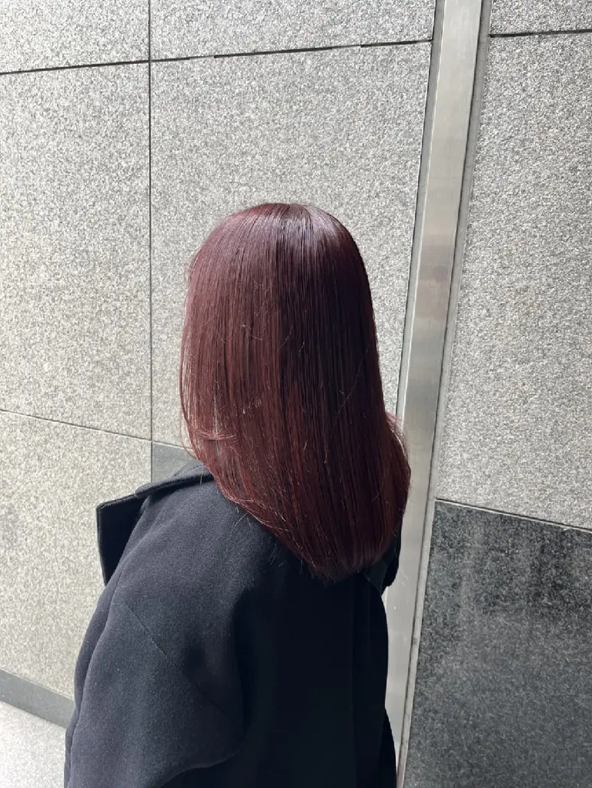 カラー 井口 葉月樹のヘアスタイル