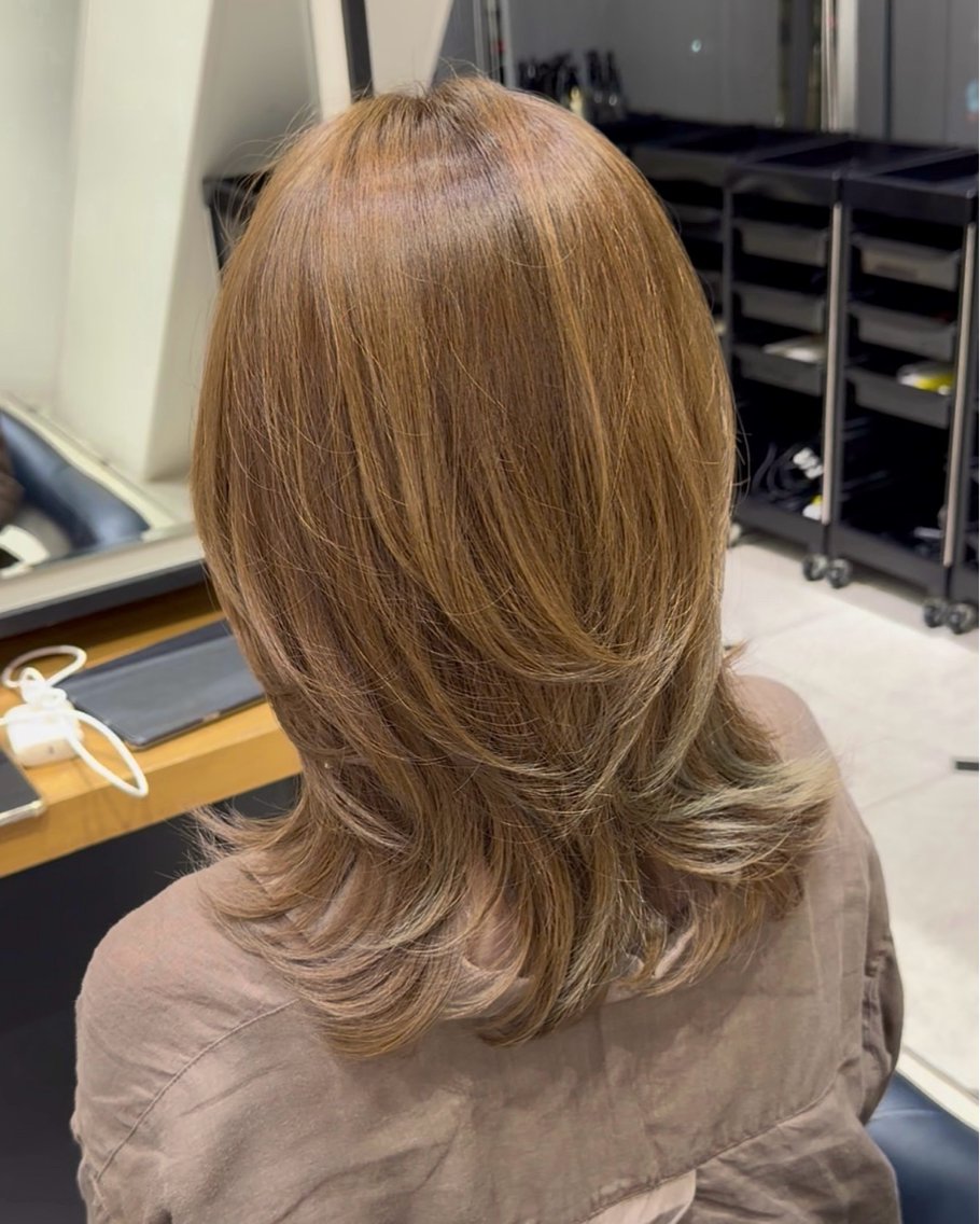 ミディアム GRANMASH丸川 典太のヘアスタイル