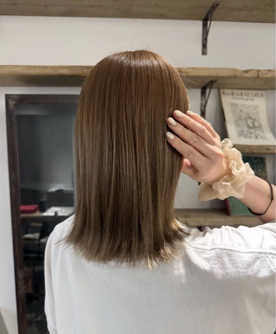 セミロング カラー 森岡 涼汰のヘアスタイル