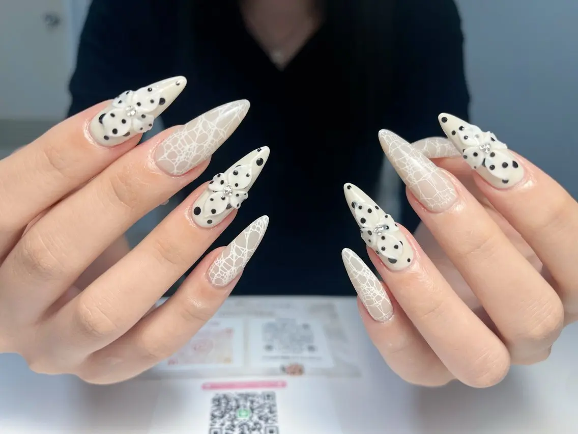 ネイル 成人式 フラッシュネイル フットネイル ジェルネイル 卒業式 心斎橋Mione nail salonのネイルデザイン