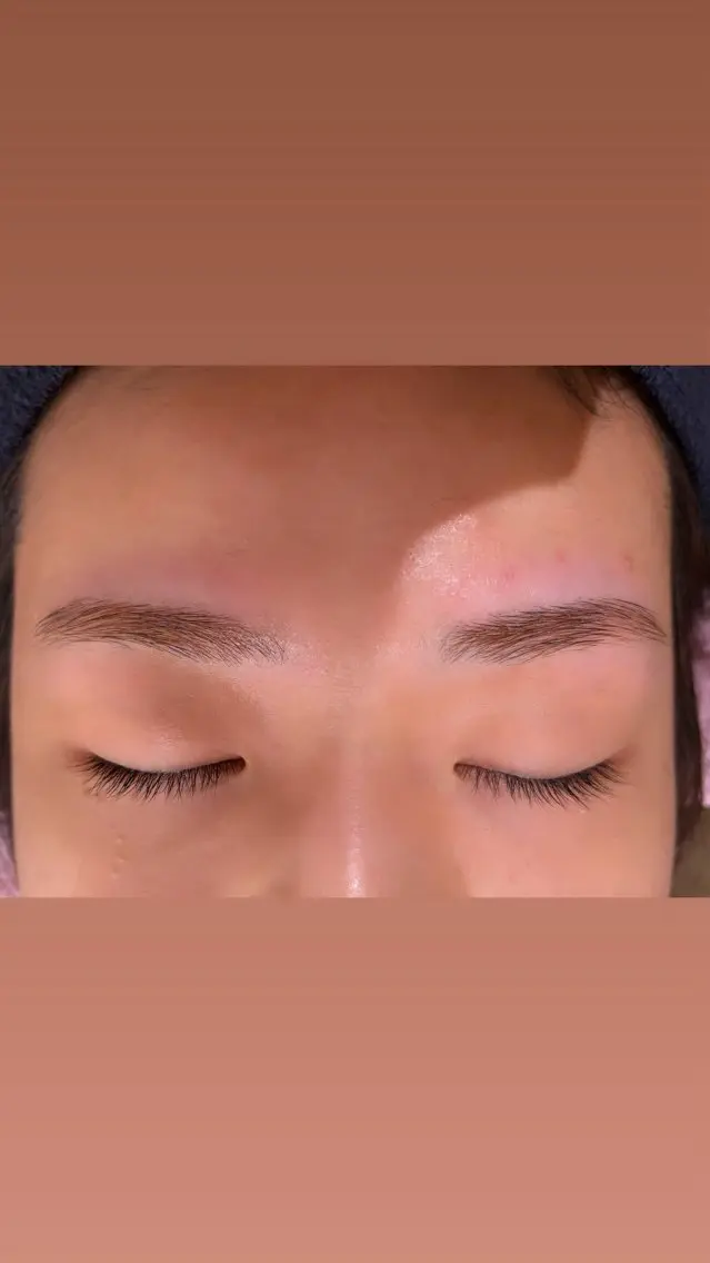 アイブロウ ワックス脱毛 眉カット その他(アイブロウ) カットパーマ/ メンズ/ココミ🧚のヘアスタイル